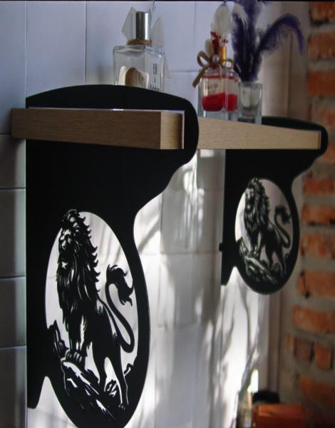 Aslan Temalı Duvar Rafı